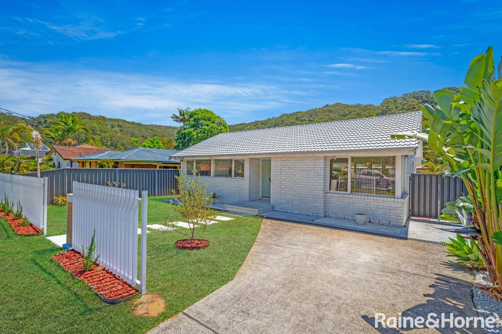 29 Blue Waters Parade, Tascott, NSW 2250 - House - PropertyMate